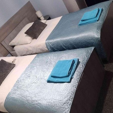 Hotelik Mona-Pokoje Z Lazienkami Elbląg Eksteriør billede